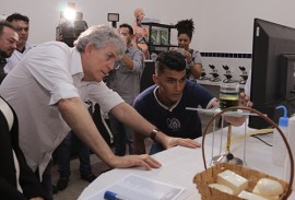 ricardo entrega escola jose guedes em cabedelo foto francisco franca 12 270x183 - Ricardo entrega reforma de escola e autoriza obras no Berço 101 do Porto de Cabedelo