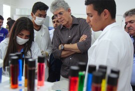 ricardo visita escola luiza de simoes na capital foto jose marques 1 270x183 - Ricardo entrega reformas de escolas nos Funcionários e Jardim Planalto beneficiando cerca de 1.500 estudantes