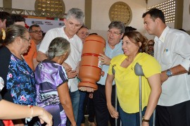 01-09-17 Solenidade de Entrega da Casa Lar,Filtros e Cartão Alimentação em Itaporanga Foto-Alberto Machado   (13) (1)