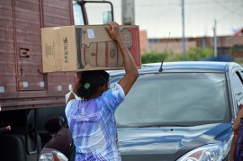 01-09-17 Solenidade de Entrega da Casa Lar,Filtros e Cartão Alimentação em Itaporanga Foto-Alberto Machado   (44) (1)