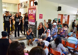 Entrega de Donativos no Laureano foto diego nobrega 1 270x191 - Alunos de Escola Estadual do Sertão fazem doação ao Hospital Napoleão Laureano