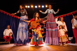 carroca de mamulengos1 270x179 - Na Funesc: Espaço da Criança tem cinema, dança, oficinas, feirinha e show de Carroça de Mamulengos