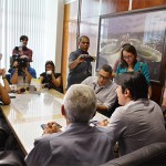 coletiva no DER com luis torre e diretor do der_foto alberi pontes (2)