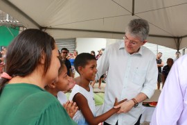 distrito mecânico foto Francisco França 270x180 - Ricardo entrega pavimentação de ruas que beneficia moradores e comerciantes do Distrito Mecânico