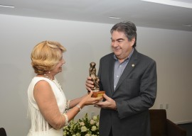 lindolfo repres ricardo Troféu Waldemar Duarte 2017 foto walter rafael 270x192 - Governo do Estado é homenageado por ações de incentivo ao turismo