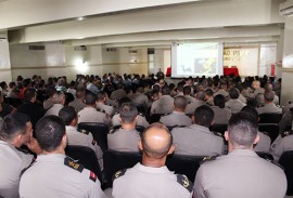 paraíba sedia simposio sobre solucoes belicas e pm realiza exposicao de fotos (4)