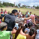 policia operacao crianca feliz distribuicao de brinquedos (1)