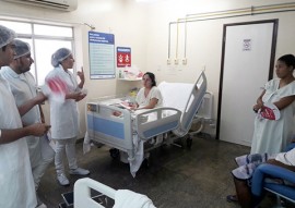 ses maternidade de patos promove palestra sobre o cancer de mama e utero 1 270x191 - Maternidade realiza palestras para conscientizar mães e acompanhantes sobre prevenção do câncer de mama e útero