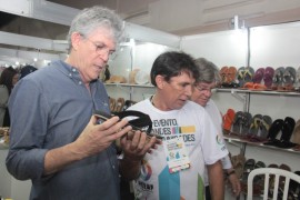 feira empreender foto alberi pontes 15 270x180 - Ricardo abre Feira de Negócios e Empreendedorismo e autoriza obras no Aeródromo de Monteiro