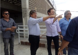 joao azevedo realiza visita tecnica 5 270x191 - Governo do Estado inspeciona obras no Cariri paraibano