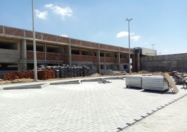 sec joao azevedo visita obras da escola tecnica de cg 8 270x191 - João Azevêdo inspeciona obras da Escola Técnica de Campina Grande   