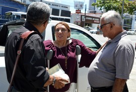 sedh entrega do carro a vila vicentina foto luciana bessa 5 270x183 - Governo do Estado entrega mais veículo para Abrigo Vila Vicentina