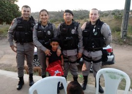 crianca de cidade paraibana escolhe policia como tema da festa 2 270x192 - Criança escolhe Polícia Militar como tema da festa de aniversário e recebe surpresa dos policiais