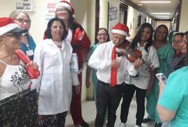 mamae noel visita pacientes do hospital de trauma jp_foto joceane gomes (3)