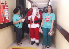 papai noel visita pacientes do hospital de trauma e HTop (5)