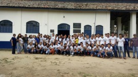 visita Emepa 270x151 - Estudantes de Pernambuco conhecem trabalho de pesquisa bovina da Emepa