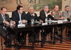 coletiva segurança foto alberi pontes secom pb 1 270x191 - Paraíba é o único estado a reduzir assassinatos por 6 anos consecutivos e atinge 3ª maior queda do Brasil