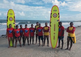 corpo de bombeiros realiza treinamento de salvamento aquatico (2)