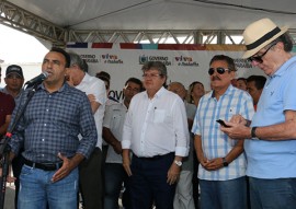 ricardo assina ordem de servico da adutora de nova camara na cidade de arara foto francisco franca (10)