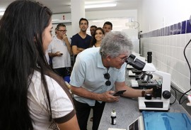 ricardo assina abertura do ano letivo foto francisco franca 13 270x183 - Ricardo abre ano letivo da rede estadual e entrega reforma de escola em João Pessoa