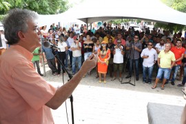 ricardo entrega refoma de escola e adutora em jerico foto francisco franca 15 270x180 - Ricardo entrega adutora beneficiando 11 mil habitantes de Jericó e Mato Grosso