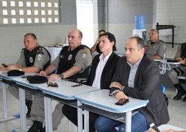 seds reuniao da seguranca na cidade em esperanca sobre combate a violencia 3 270x191 - Segurança Pública realiza reunião em Esperança para discutir ações de combate à violência