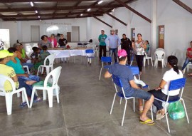 ECI entrega kits a socieducando do lar do garoto 2 270x191 - Escola Cidadã Integral entrega kits a socioeducandos do Lar do Garoto e Abrigo Provisório