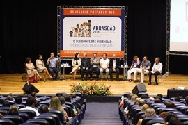 IMG 5809 270x180 - Seminário que discute o SUS diante das violências é aberto na Capital