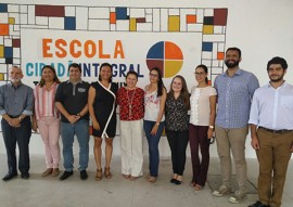 see Equipe de professores de Pernambuco visita modelo de Escola Cidada Integral da Paraiba (1)