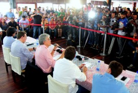 ricardo faz pronunciamento foto jose marques 41 270x183 - Ricardo anuncia inauguração de mais de 200 obras e diz que permanece no Governo até o fim do ano