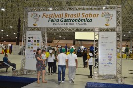 04-05-18 Feira da abrasel Foto-Alberto Machado   (19)