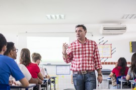 DiegoNóbrega - Escola Técnica de Mangabeira - Reciclagem de Espanhol  (3)