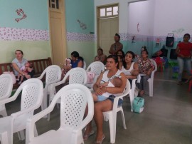 Gestantes e mães de Santa Luzia participaram da atividade 270x202 - Banco de Leite de Patos se integra as ações da VI Semana Estadual de Doação com palestras sobre a importância do leite materno