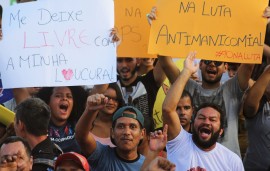 RicardoPuppe Marcha Luta Antimanicomial 8 270x171 - Usuários dos serviços de atenção psicossocial participam de Marcha da Luta Antimanicomial   