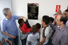 ginásio escola otávio novais1 foto Francisco França 270x180 - Ricardo atende reivindicação de alunos e inaugura ginásio poliesportivo da Escola Otávio Novais