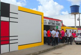 ricardo entrega reforma de escola em bayeux_foto jose marques (1)