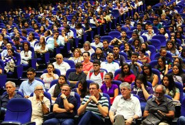 ricardo particaipa do pense do petroleo foto jose marques 3 270x183 - Ricardo participa da palestra do Pense sobre a crise de combustíveis e a Petrobras