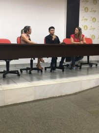 coordenadora do curso de Nutrição da FIP, Sabrina Bezerra, e a diretora do Hospital, Liliane Sena, prestigiaram o evento