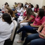 hospital clementino fraga realiza acao sobre outubro rosa (1)a