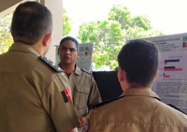 Bombeiros trabalhos cientificos em evento no centro de educacao 4