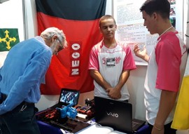 Estudantes da Rede Estadual apresentam projetos na feira internacional Ciencia Jovem 2 270x191 - Estudantes da Rede Estadual apresentam projetos na feira internacional Ciência Jovem