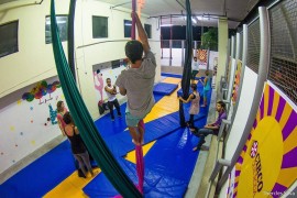 curso de circo 270x180 - Curso de circo da Funesc encerra temporada 2018 com o espetáculo “Vintage”