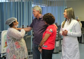 ricardo visita hosp metropolitano foto jose marques 5