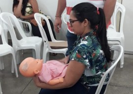 ses Profissionais da Mat de Patos treinamento com pais sobre engasgamento de bebe 5