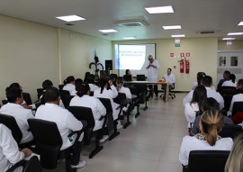 ses equipe de comissao de enfermagem do hosp metropolitano toma posse 2 270x191 - Empossada primeira equipe da Comissão de Ética de Enfermagem do Hospital Metropolitano